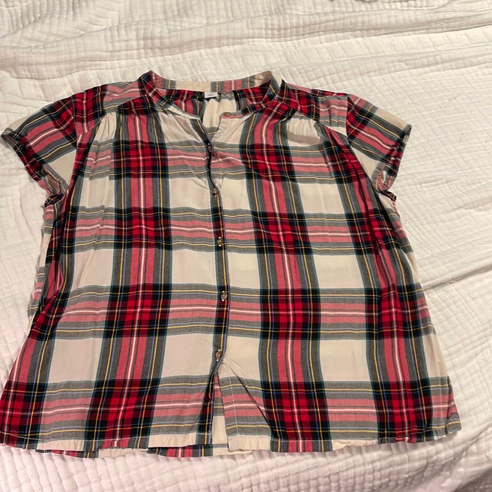 EUC tartan plaid button down shirt - medium